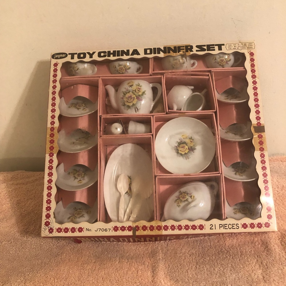 Vintage Jaymar Toy China Dinner Set 21 Piece #J7067 With Original Box